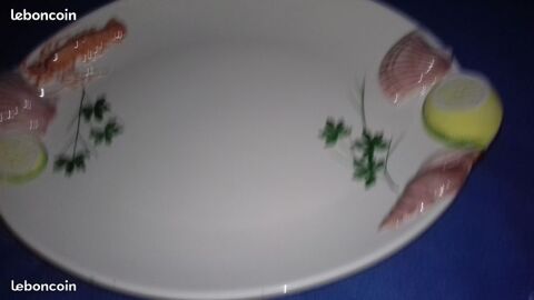 Grande Assiette Ovale a Crustac� 20 Enghien-les-Bains (95)