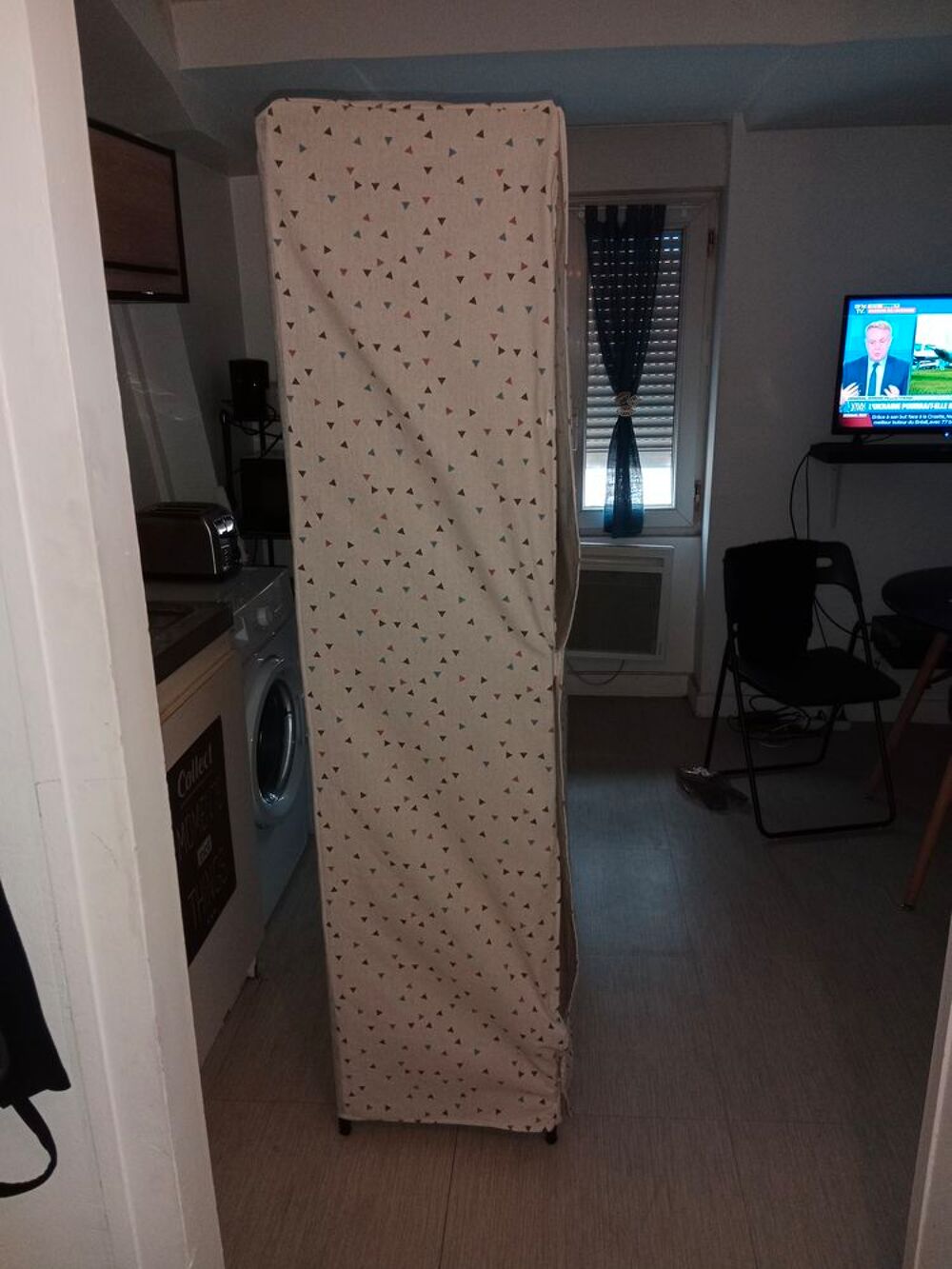 Armoire fonctionnelle Meubles