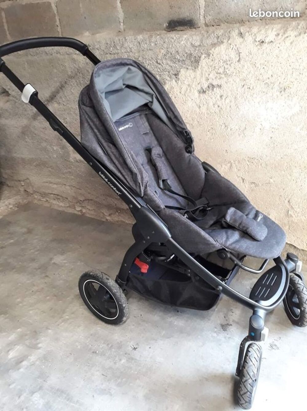 Poussette + nacelle b&eacute;b&eacute; confort Puériculture
