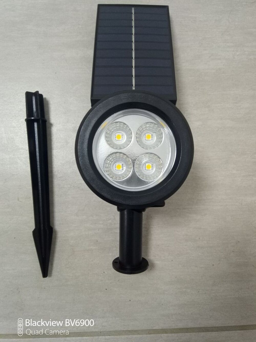 500 piquets spot solaire a led Bricolage