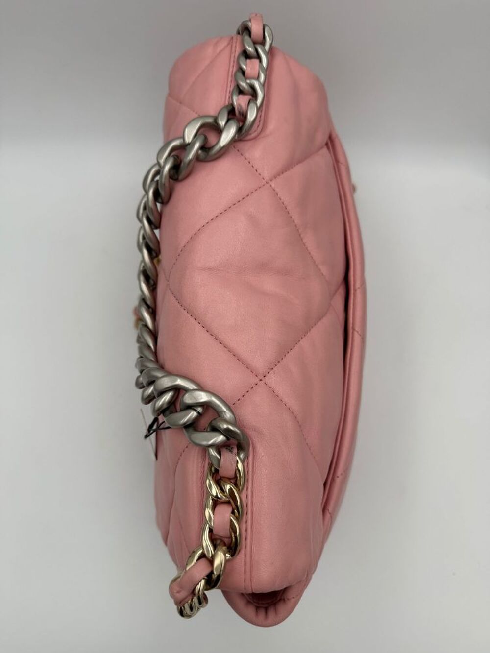Sac &agrave; main CHANEL 19 rose Medium -Excellentes conditions TBE Maroquinerie
