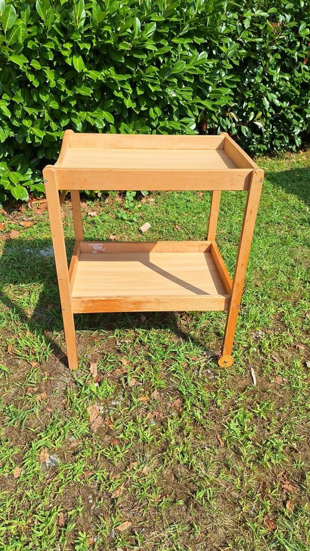 TABLE A LANGER Puériculture
