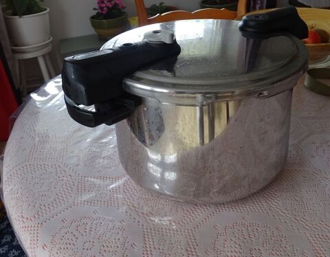 cocotte minute 40 Ucel (07)