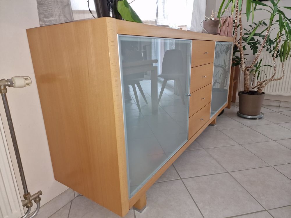 Buffet de salle &agrave; manger en tr&egrave;s bon &eacute;tat Meubles