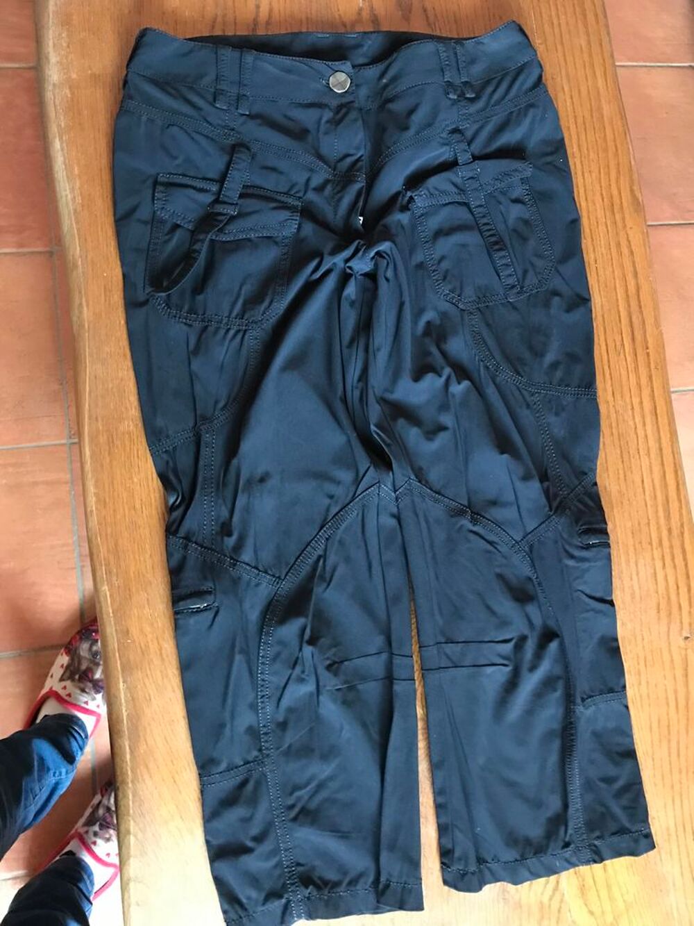 Bel ensemble Tana&iuml;s T.42 Vêtements