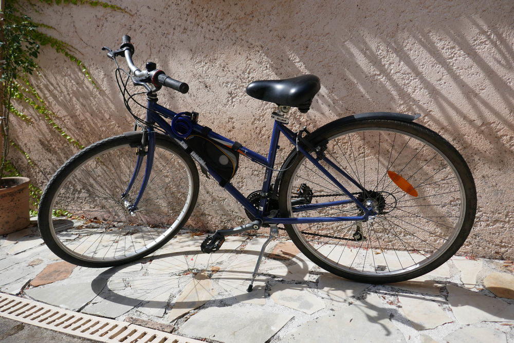 1 V&eacute;lo homme 
1 v&eacute;lo femme Vélos