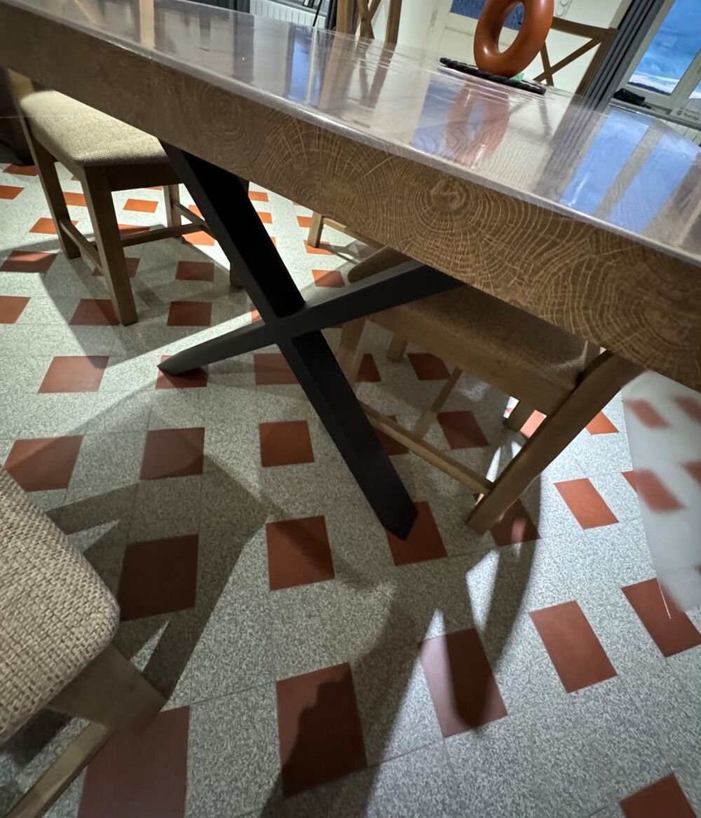 Table de salle &agrave; manger Meubles
