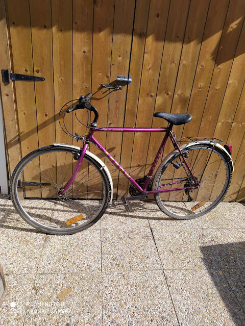 VELO  ARROW  VILLE/ROUTE/ VTC VINTAGE 45 Gvez (35)