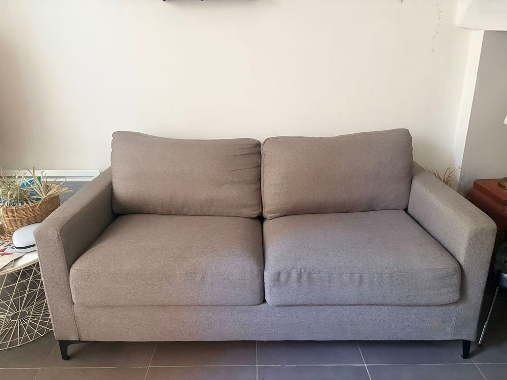Canap&eacute; convertible MELANIA (Conforama) - couchage 140x190 Meubles