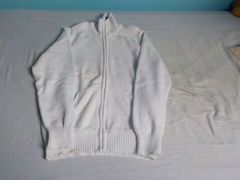 Gilet blanc  5 Eu (76)