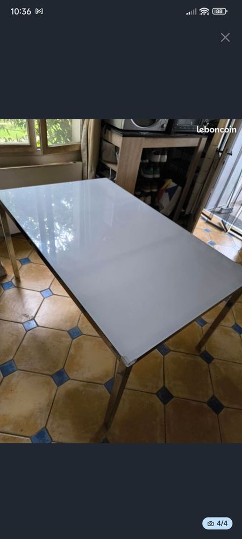 Jolie table Meubles