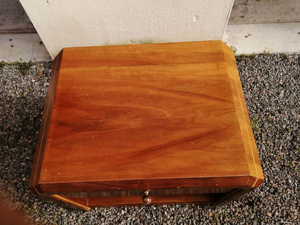 Table de chevet, bout de canap&eacute; ann&eacute;es 30-50 Meubles