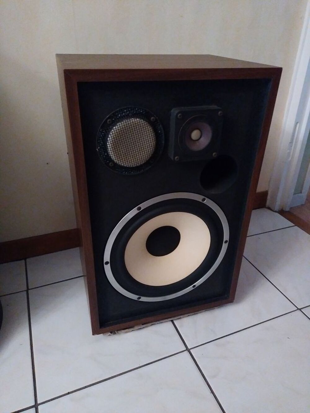 VIETA 3 voies bass Reflex 70' Audio et hifi