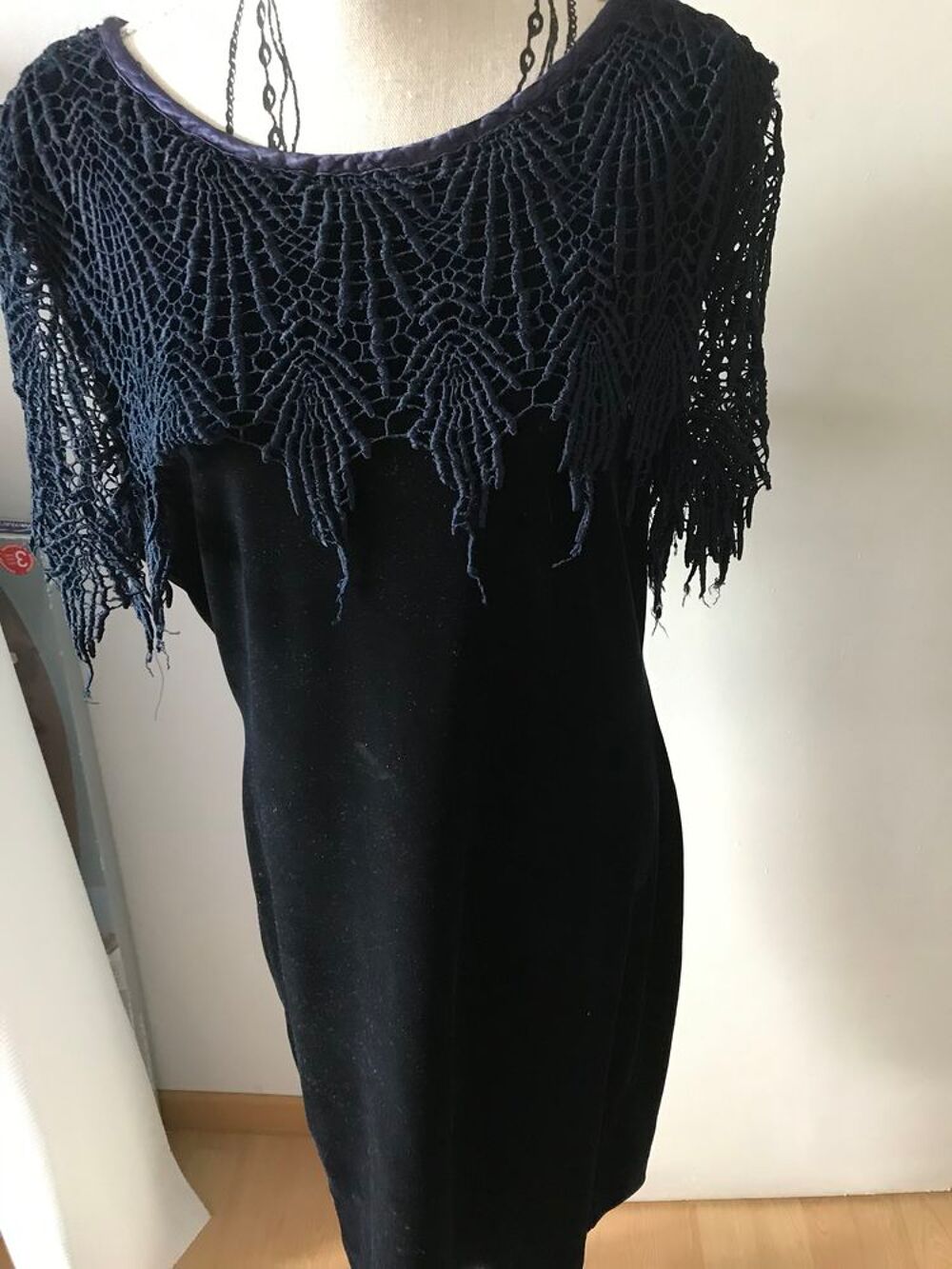 robe marine velours ras taille 38 dentelle coton Vêtements