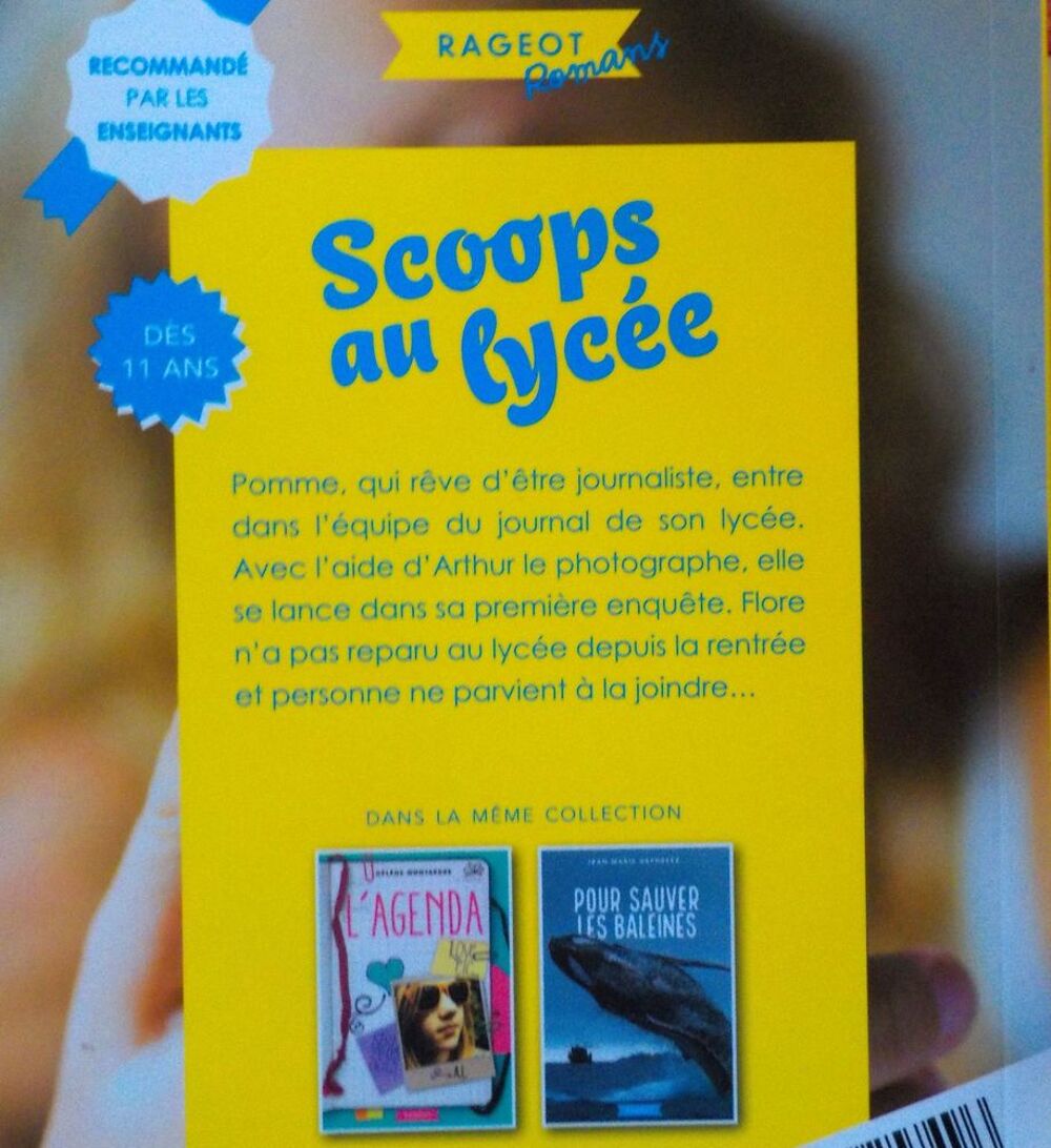 SCOOPS AU LYCEE de Agn&egrave;s LAROCHE Ed. Rageot Livres et BD