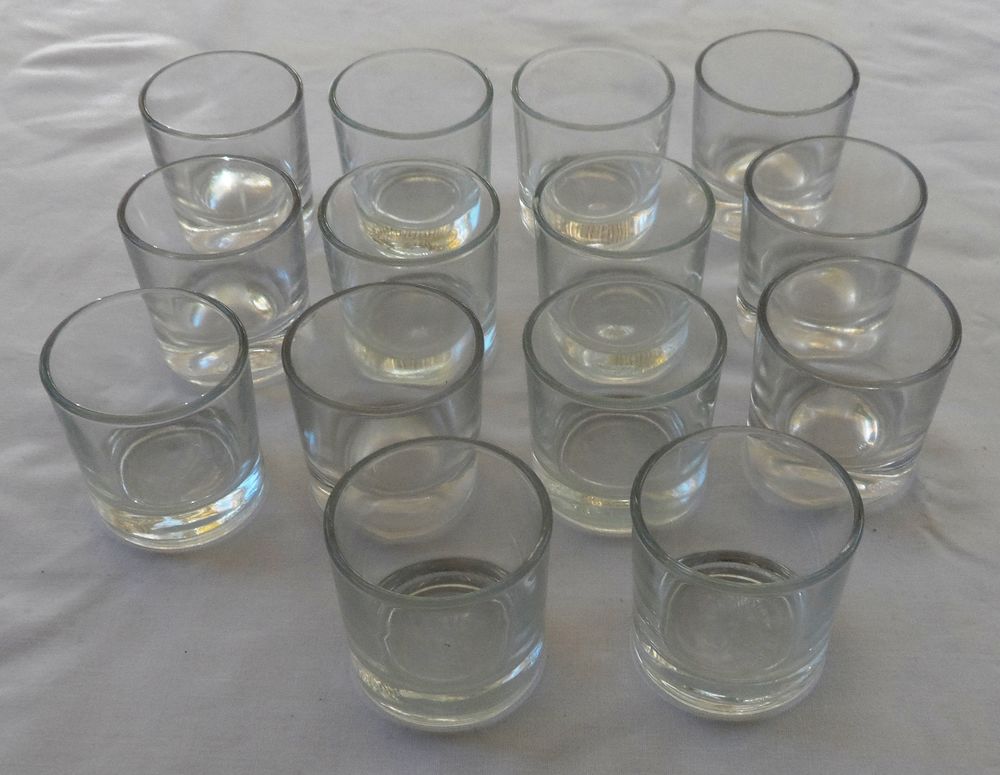 1 service de 14 verres &agrave; liqueur neuf Cuisine