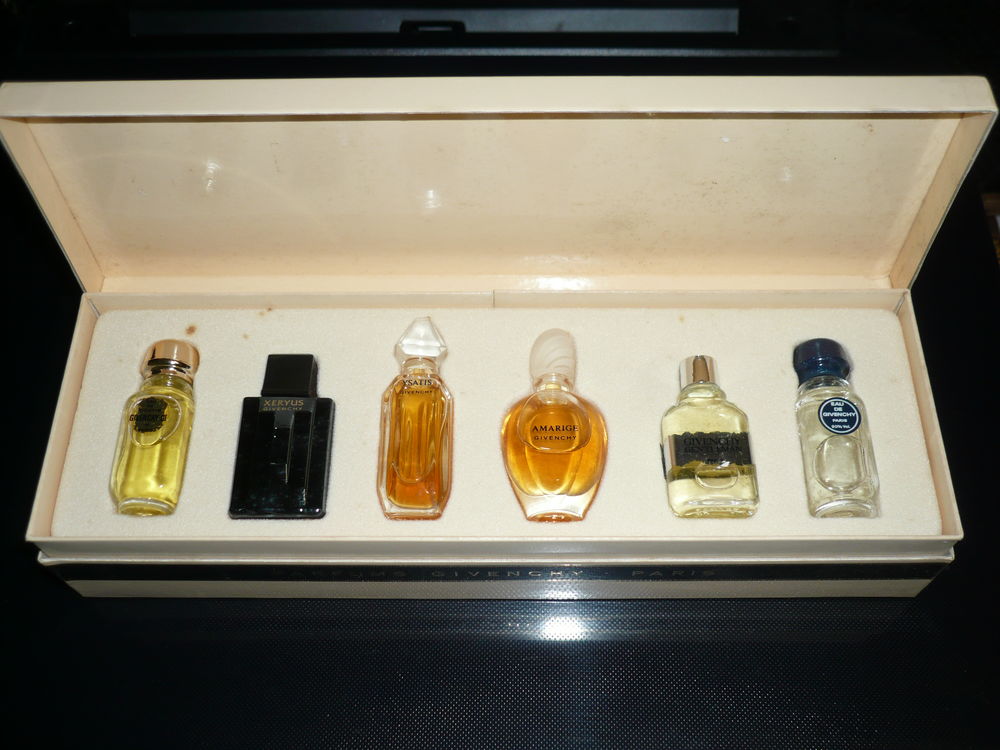 Miniatures de parfum en coffret 