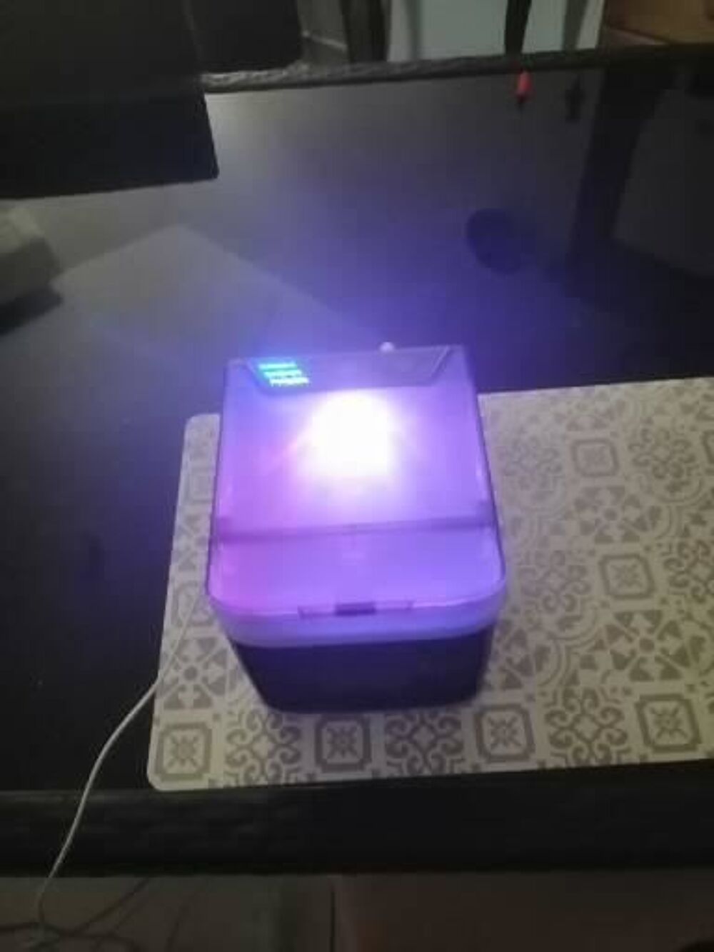 CIMATISEUR DE TABLE 3 FONCTIONS ET MULTI COULEURS Electroménager