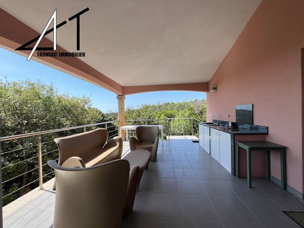 Vente Villa TRS BELLE VILLA DE 143 M2 VUE MER ET MONTAGNES SUR 1410 M2 DE TERRAIN CLOS Solaro