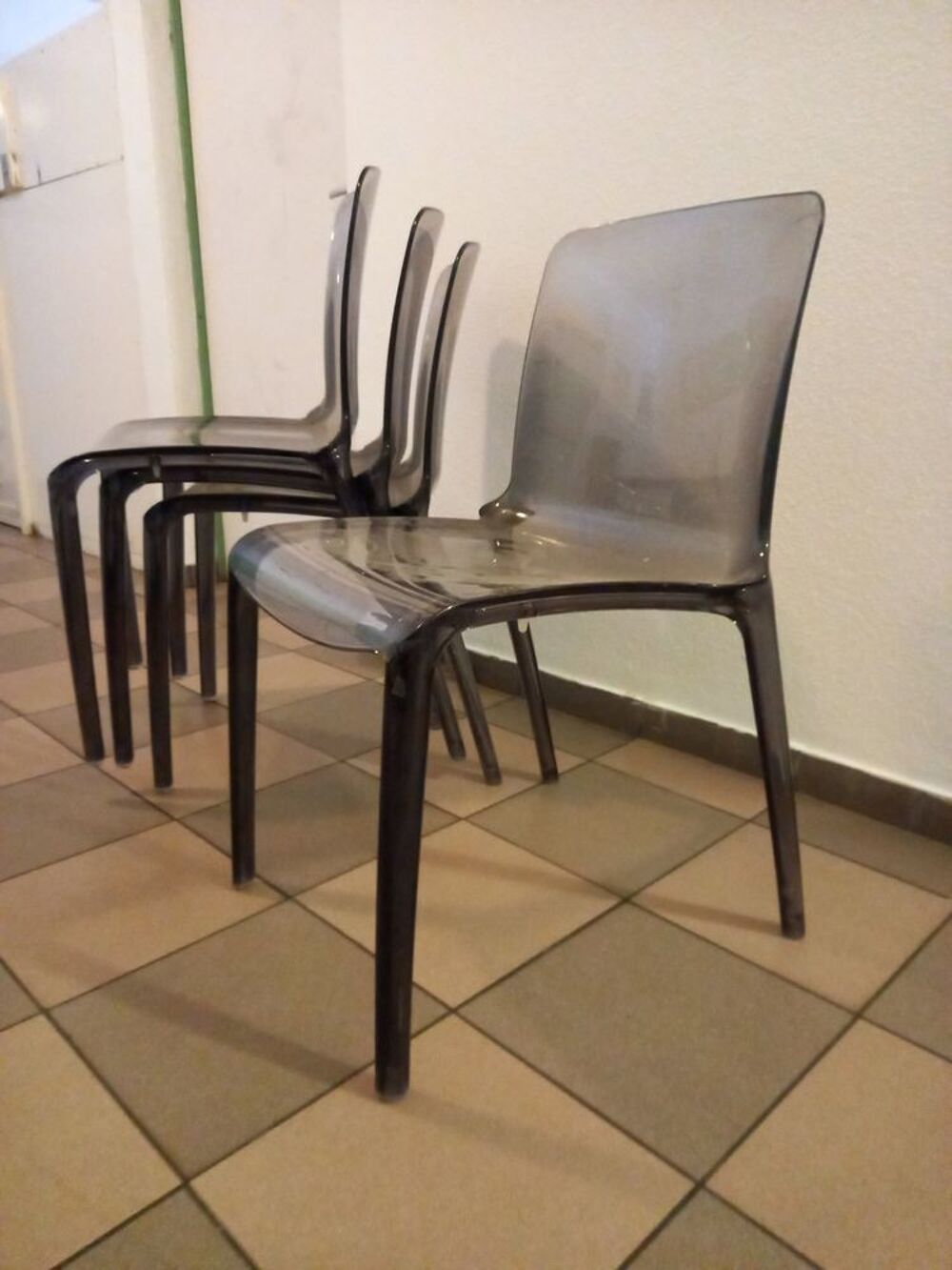 JOLIE LOT DE CHAISES Meubles