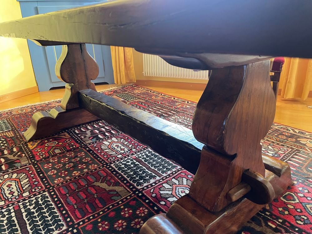 Table monast&egrave;re Meubles