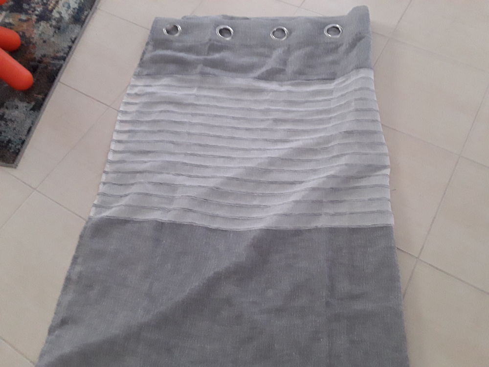 4 voilages gris aspectvlin neuf Décoration