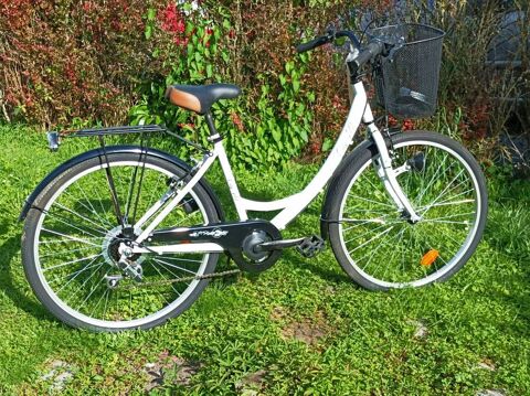 VTC Femme City 40 Style R�tro blanc Neuf
120 Beuvry (62)