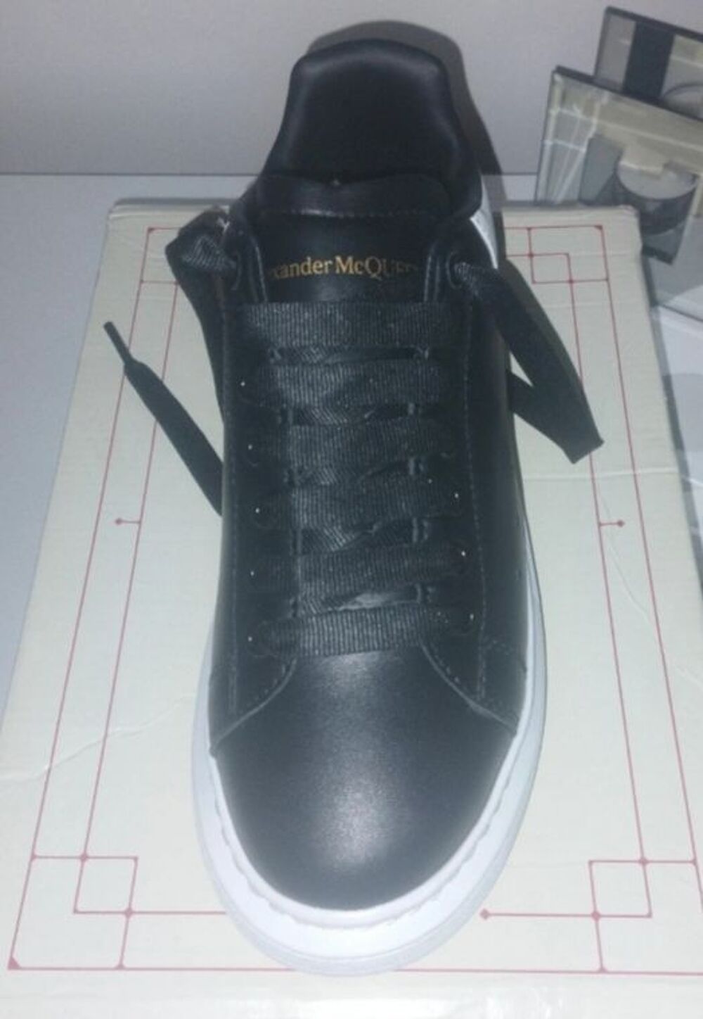 Baskets Alexander McQueen neuves noires taille 41 Chaussures