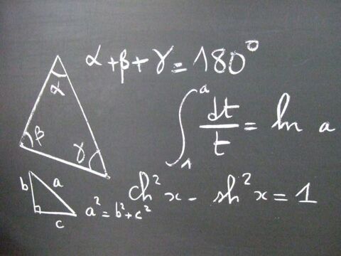 Professeur cours  particulier
Mathématiques Physique 
0 10000 Troyes