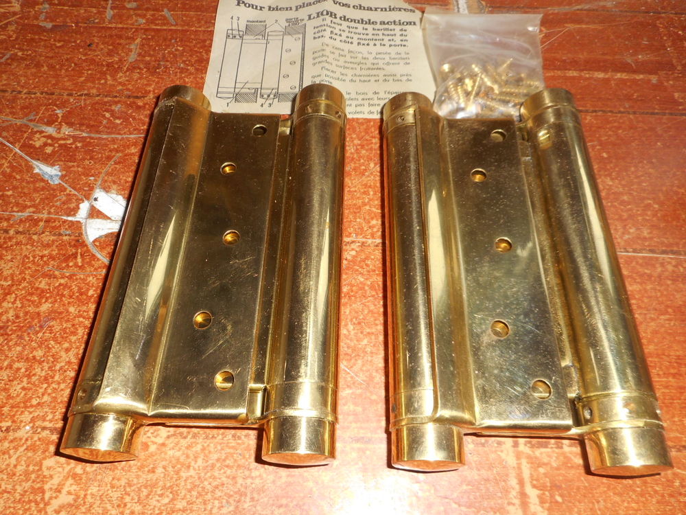2 charni&egrave;res a ressorts double action en laiton poli Bricolage