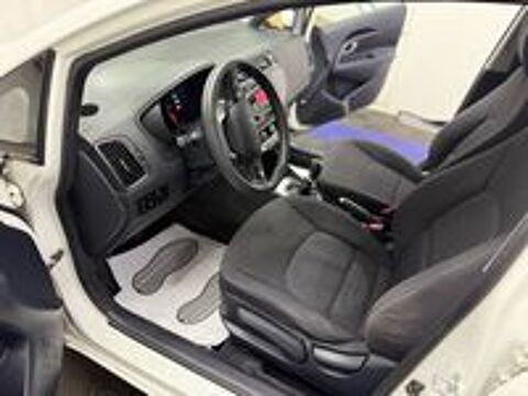 Rio 1.1 CRDi 75 Motion 2016 occasion 69120 Vaulx-en-Velin