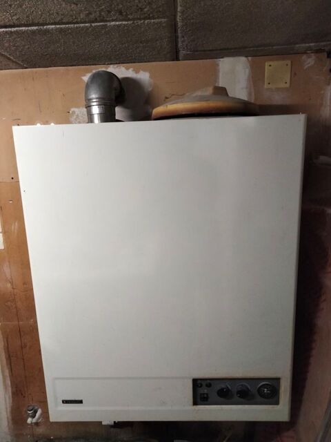 CHAUDIERE GAZ A CONDENSATION + ECS FRISQUET 200 Villiers-en-Lieu (52)