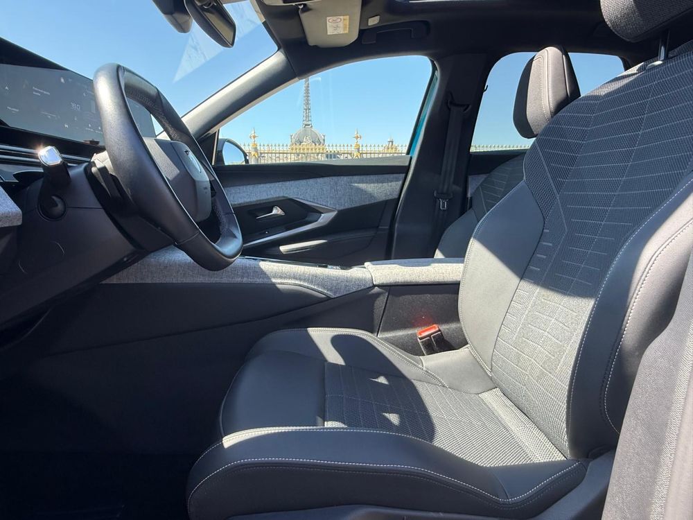 3008 PEUGEOT III 1.2 HYBRID 136 ALLURE E-DCS6 2024 occasion 75015 Paris