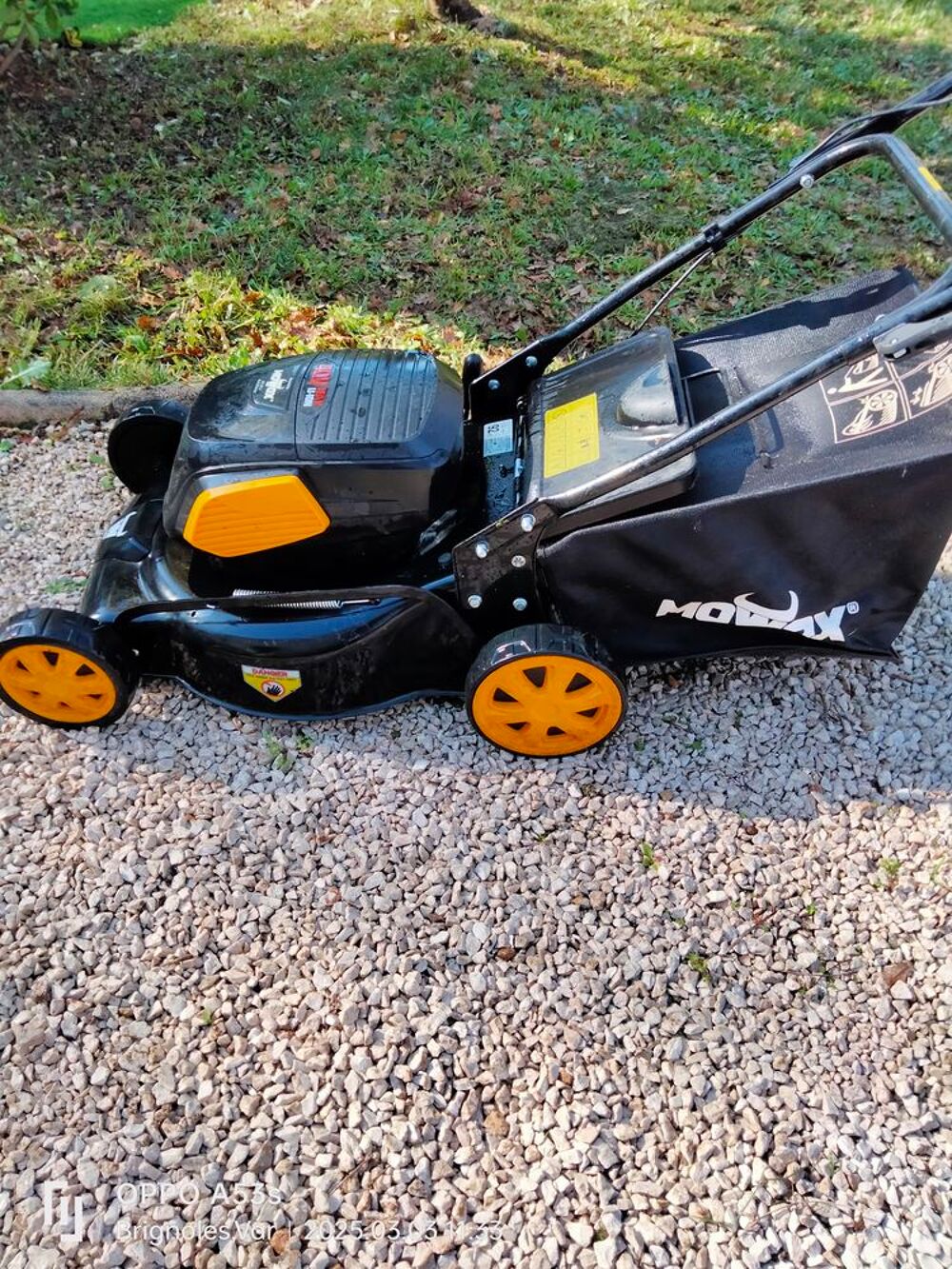 tondeuse &agrave; batterie Jardin