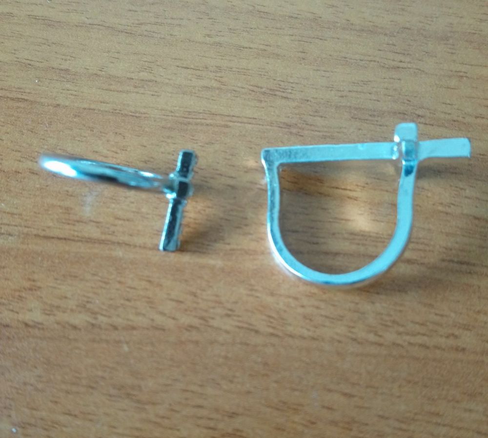 Bagues Croix Bijoux et montres