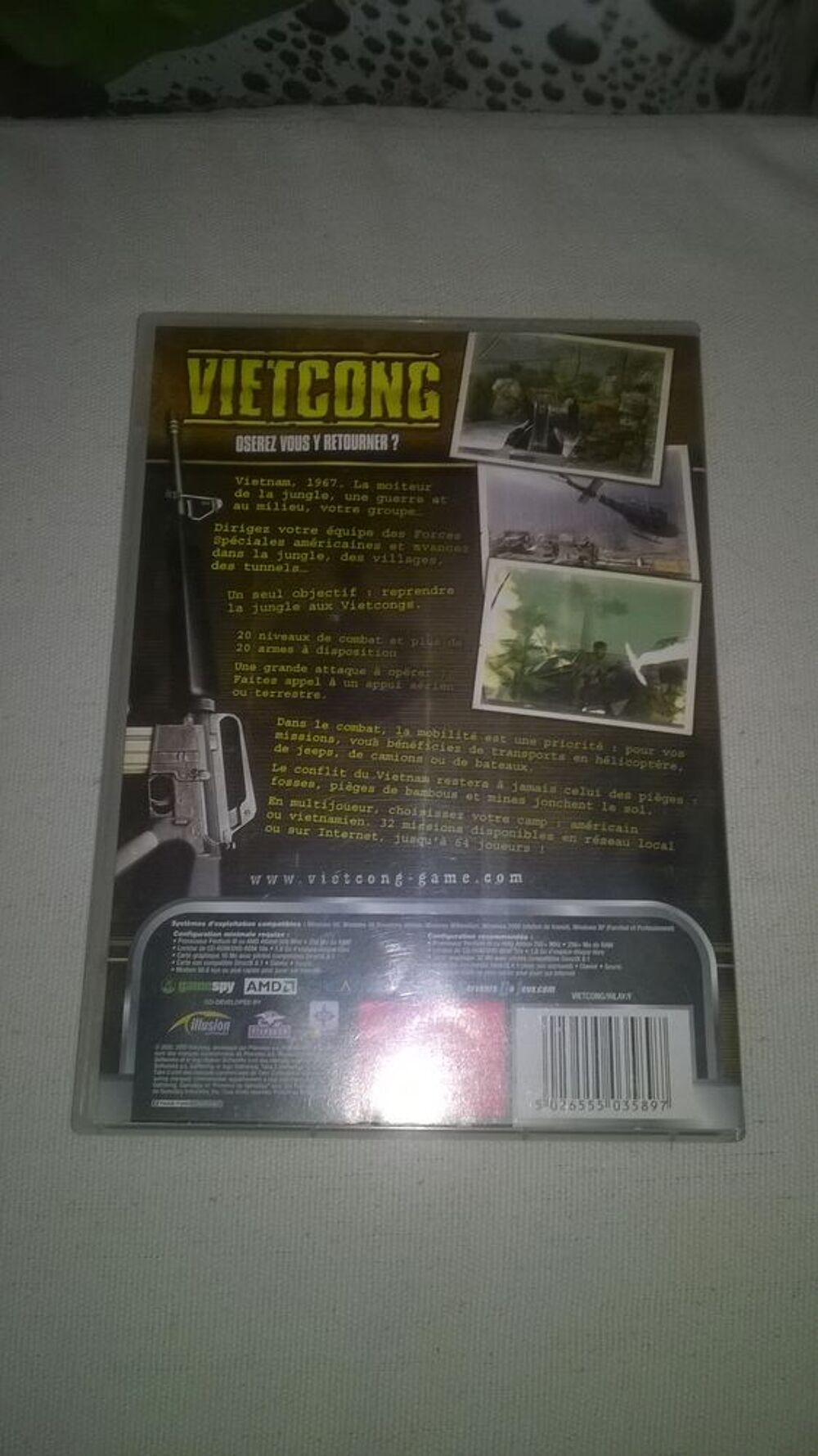 Jeux PC Vietcong 
2003
Excellent etat
Double cd
Vietcong Consoles et jeux vidéos