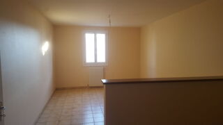  Appartement à louer 3/4 pièces 78 m²