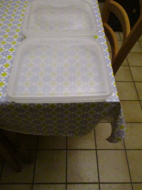 Lot de 2 bo�tes de conservation ou de cong�lation - 0 M�rignies (59)