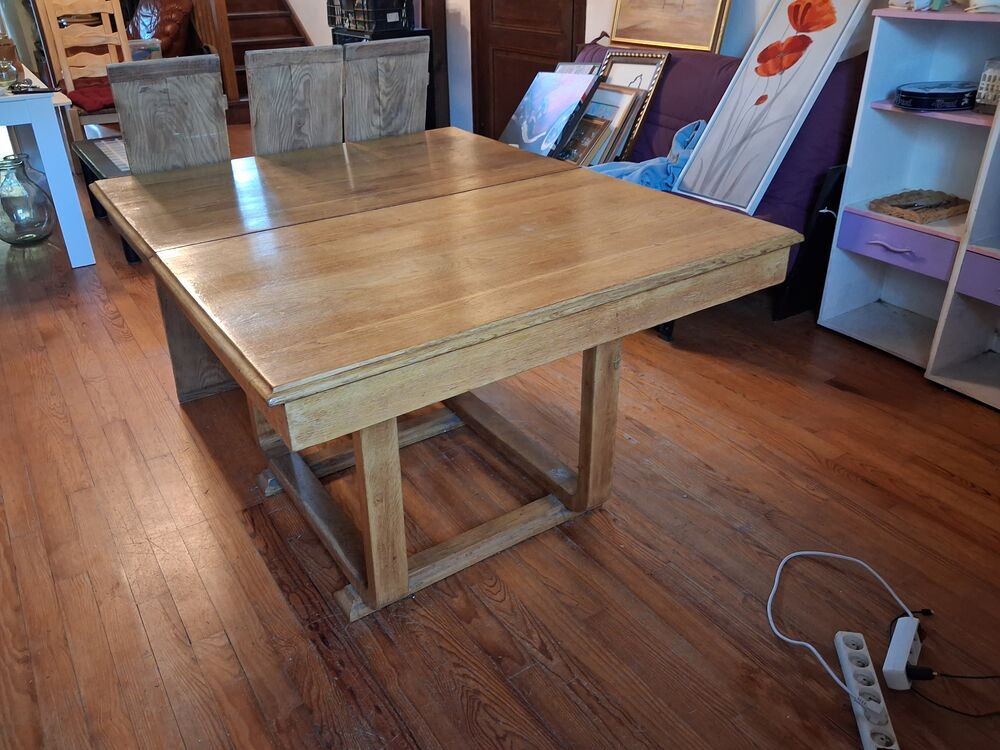 TABLE SALLE A MANGER EN CHENE Meubles