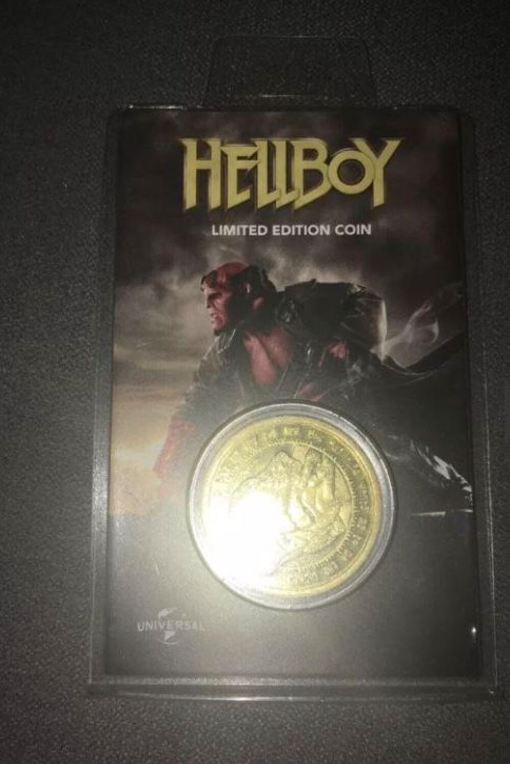 Piece De Collection Hellboy Couleur Or Edition Limit&eacute;e 