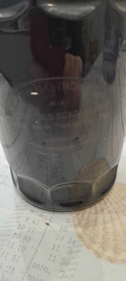 bouteille d�cor�e 10 Villefranche-sur-Mer (06)