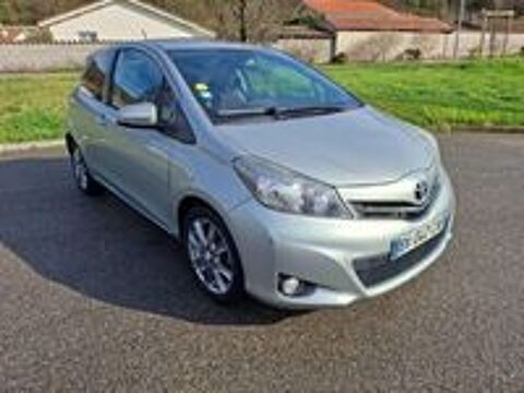 Yaris 90 D-4D Style 2011 occasion 69320 Feyzin