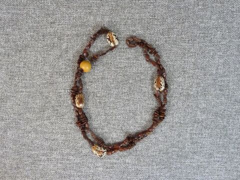 Collier/ Sautoir en Graines Marron Foncé, Jaune et Blanche 12 Paris 15 (75)