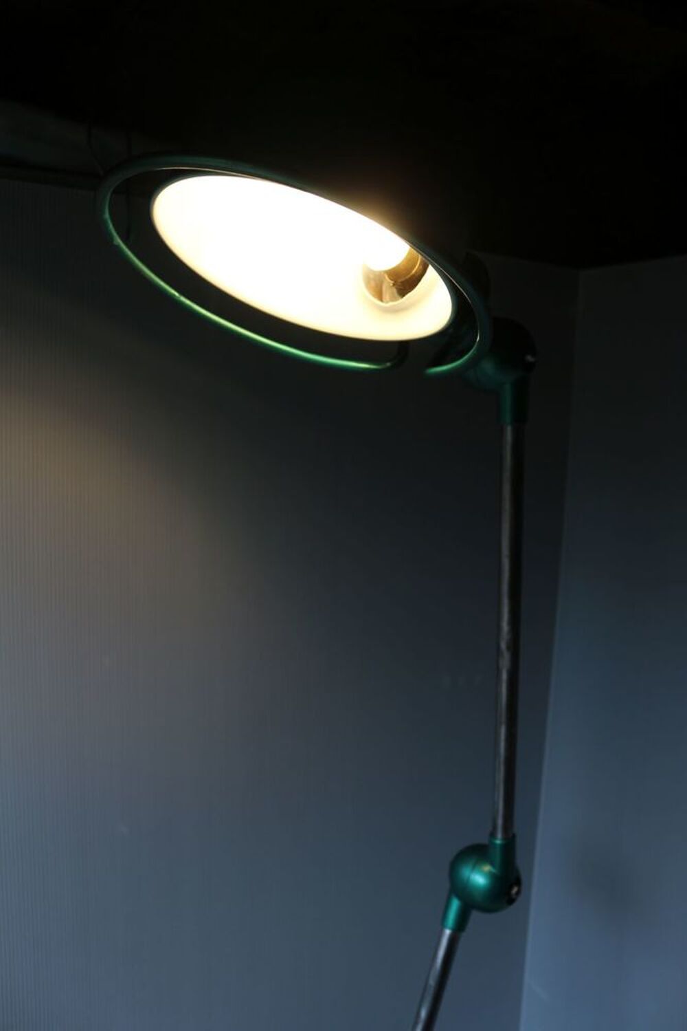 lampe d'atelier jield&eacute; Décoration