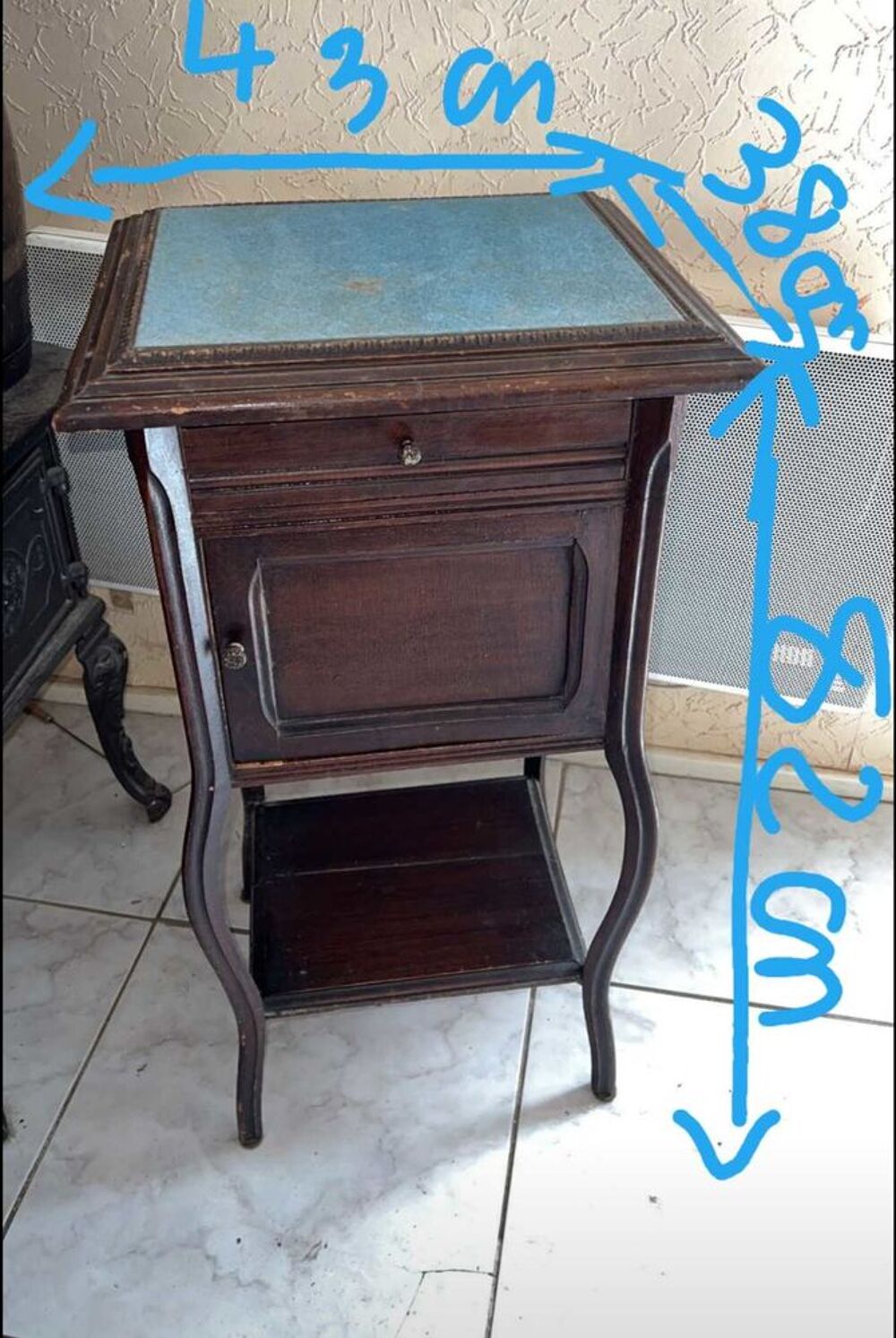 Ancienne Table de Chevet Meubles