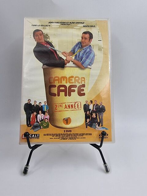 DVD Cam�ra Caf� : 2�me Ann�e avec boite 1 Vulbens (74)