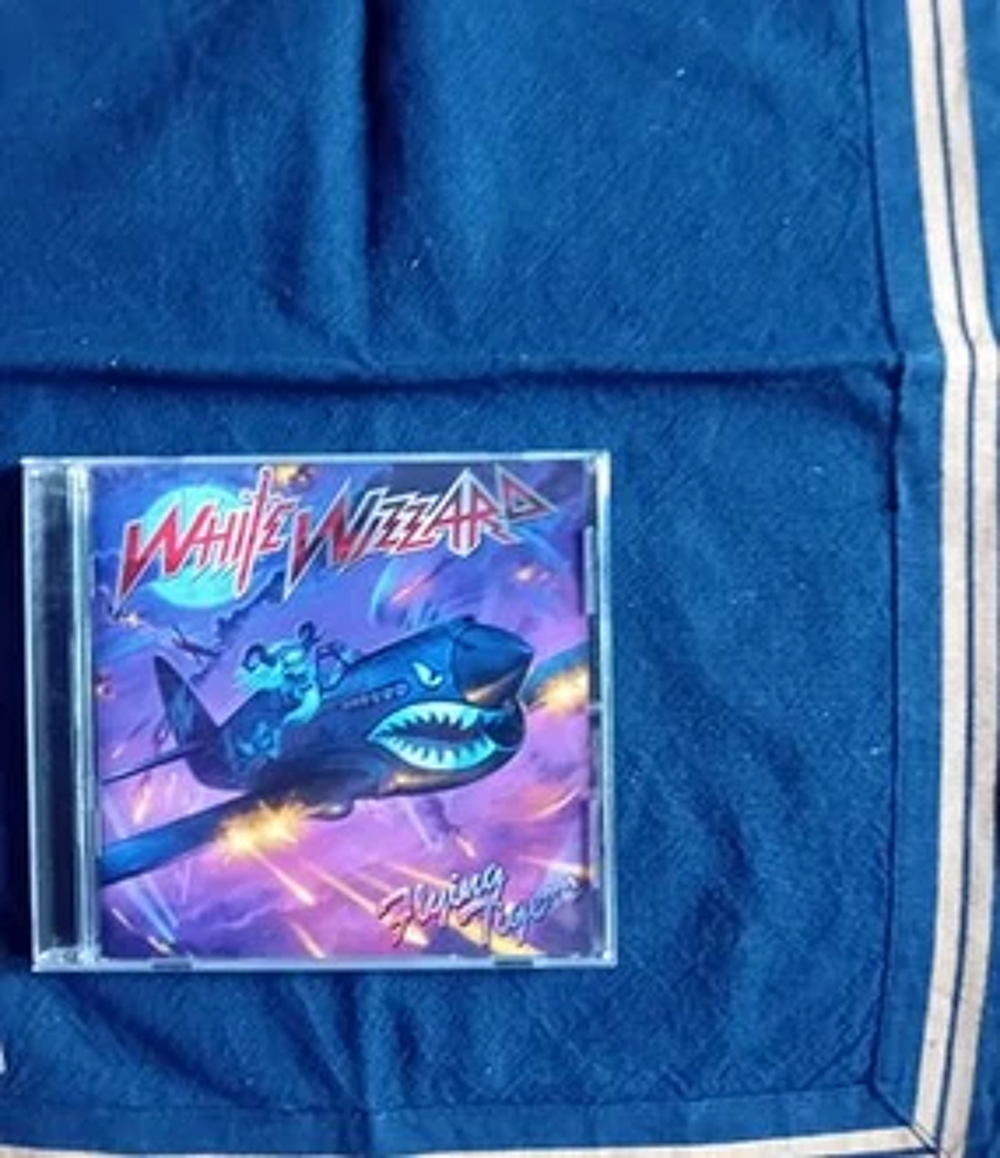 CD METAL GROUPE WHITE WIZZARD CD et vinyles