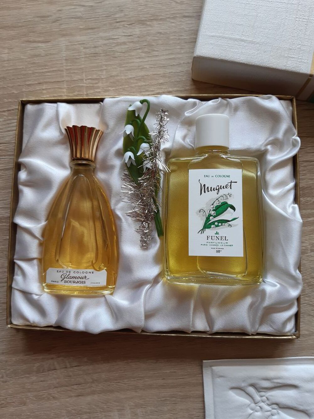 Coffret Glamour de Bourjois de 1950. 