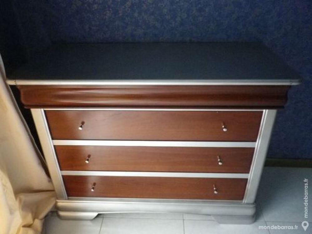 Commode en merisier Meubles