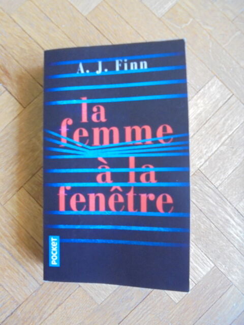 La femme  la fentre (87) 4 Tours (37)